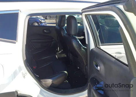 2020 Jeep Compass Latitude Fwd z USA, uszkodzony, nr VIN 3C4NJCBB4LT177015